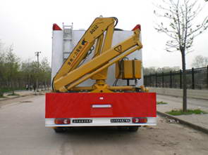東風(fēng)153搶險救援消防車(chē)后部