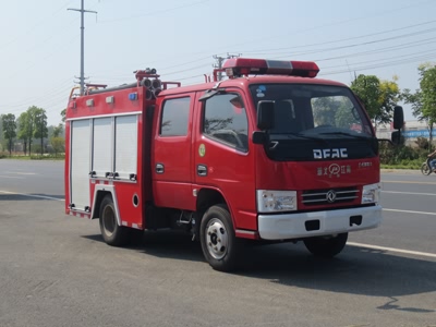 藍牌消防車(chē)—東風(fēng)水罐消防車(chē)